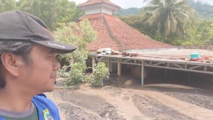 Masjid hingga 13 Rumah di Lumajang Terendam Banjir Lahar Semeru