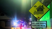 Badan Meteorologi, Klimatologi, dan Geofisika (BMKG) telah mengeluarkan peringatan dini potensi banjir rob di pesisir Kalimantan Utara, termasuk Tarakan, yang diprediksi berlangsung pada tanggal 4 hingga 9 Desember 2025.