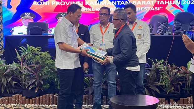 Daud Yordan, The Boxing Senator Pimpin KONI Kalbar Daud Yordan, The Boxing Senator Pimpin KONI Kalbar