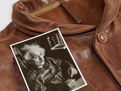 Video: Potret Jaket Albert Einstein yang Dibuat Ulang Levi's