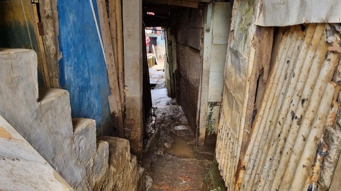 Banjir di Kampung Melayu Jaktim Surut, Warga Ngeluh Sepekan Banjir Terus