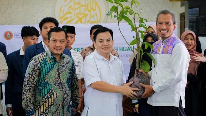 Bibit Kepemimpinan Hijau dari Kota Hujan