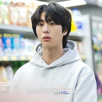 Aktor Dynamite Kiss Ini Viral Mirip Jin BTS, Gantengnya Bikin Salah Fokus!