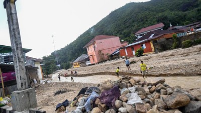Penampakan Sungai Aek Godang Mengalami Pendangkalan Usai Longsor