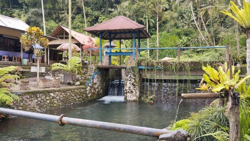 Pintu air di Lembah Arca, Desa Adat Tegenan, Karangasem, Bali, Sabtu (29/11/2025).