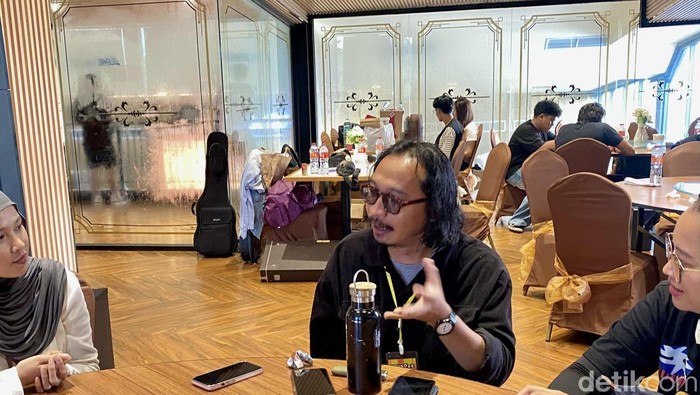 Cerita Popo Mangun Ciptakan Merchandise Soundrenaline Sana Sini