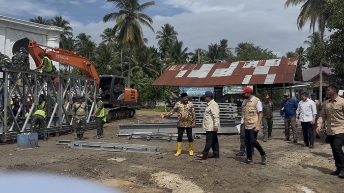 Prabowo Hapus Utang KUR Petani yang Terdampak Bencana di Sumatera
