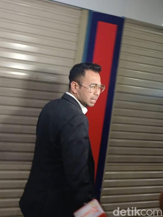 Alasan Raffi Ahmad Beri Rp 15 M Bentuk Uang Buat Korban Banjir-Longsor Sumatera