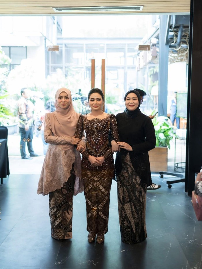 Momen lamaran Rara LIDA dan Aladull.