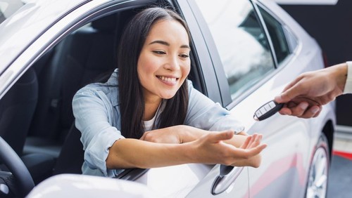 Rental mobil, sewa mobil, ilustrasi rental mobil, ilustrasi sewa mobil. (Freepik)