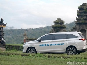 10 Mobil Hybrid Terlaris Januari-Mei 2026, Veloz Peringkat Berapa?