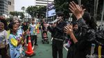 Semangat Inklusi Warnai Fun Walk Hari Disabilitas Internasional di Bundaran HI