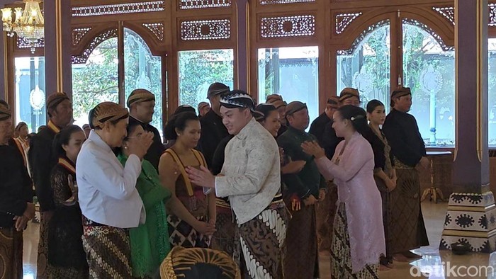 PB XIV Purbaya Lantik Penasihat-Staf Khusus Raja, Ada Kiai Said-Wabup Kudus