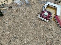 Momen Prabowo dan Sultan HB X Semobil ke Peresmian Jembatan Kabanaran