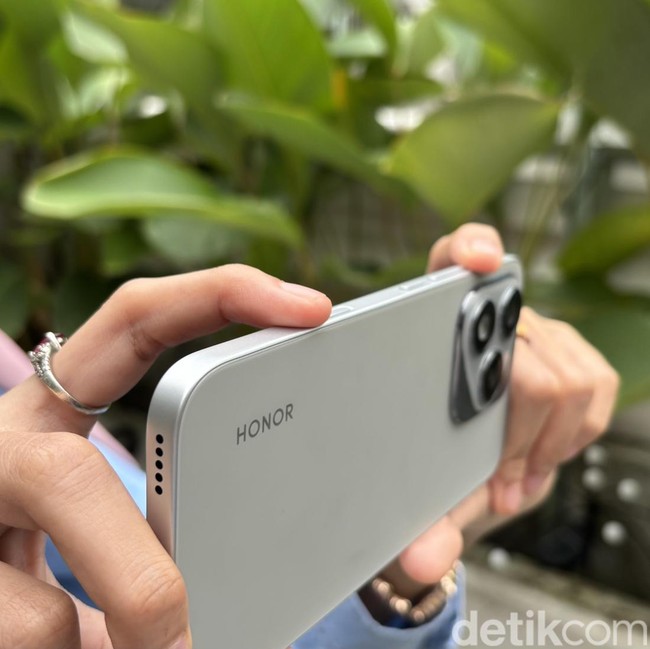 AI Camera Button di Honor 400 Lite, Membantu Banget