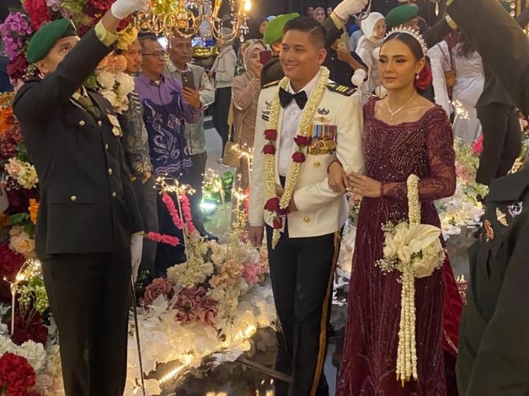 Angie Ang Resmi Menikah dengan Tentara Agung Afrida, Ini 3 Maskawinnya