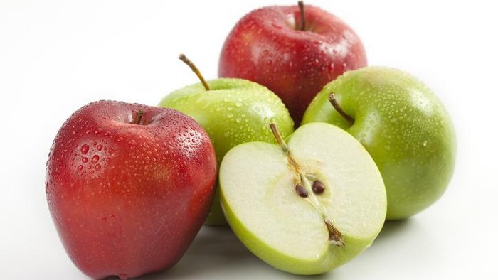 Apel hijau dan apel merah