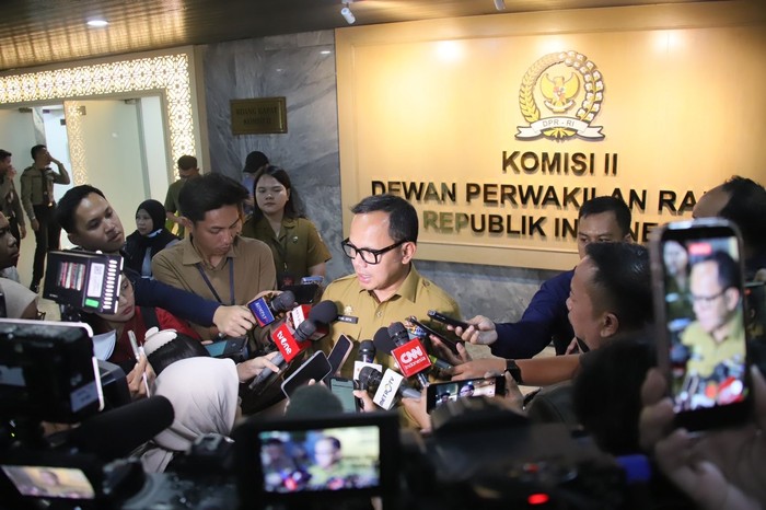 Wamendagri Minta Kepala Daerah Tak Tinggalkan Wilayah Saat Kondisi Darurat