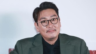 Skandal Terekspos, Cho Jin Woong Umumkan Pensiun dari Industri Hiburan