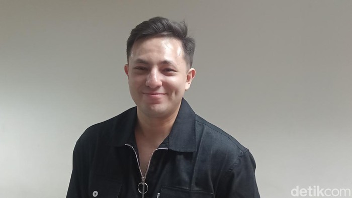 Anniversary ke-2 Tahun, Dylan Carr Dapat Restu dan Siap Menikah