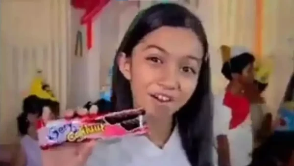 11 Potret Lawas Mantan Artis Cilik Bintangi Iklan, Ariel Tatum Bikin Pangling!