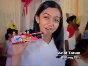 11 Potret Lawas Mantan Artis Cilik Bintangi Iklan, Ariel Tatum Bikin Pangling!
