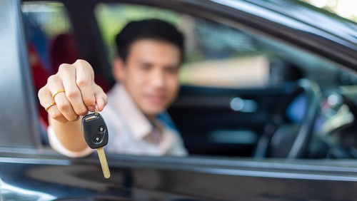 Ilustrasi sewa mobil, ilustrasi rental mobil. (Freepik)