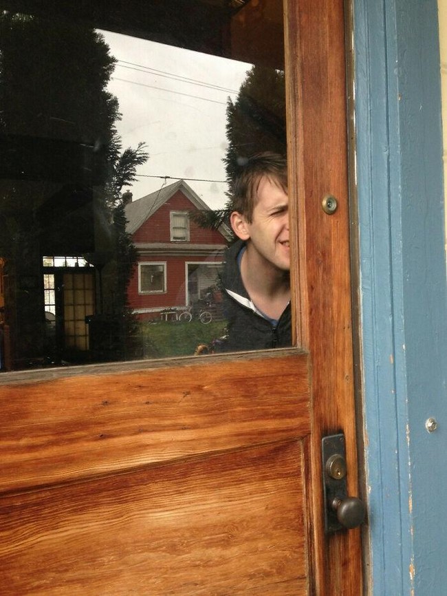 Kocak! Inovasi Paling Nggak Berguna Ini Bikin Netizen Geleng Kepala