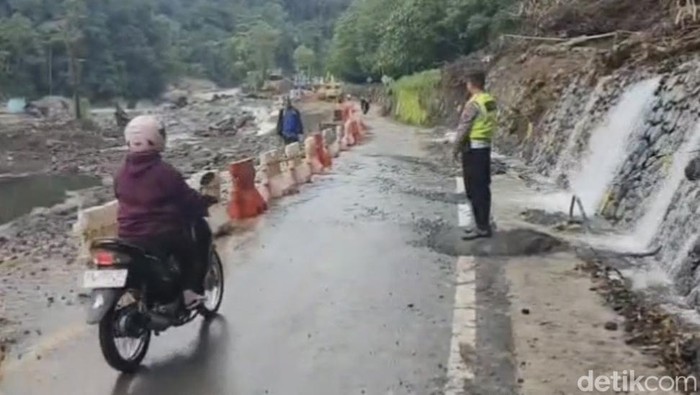 Jalan Lembah Anai Mulau Dibuka Lagi, Uji Coba 3 Hari