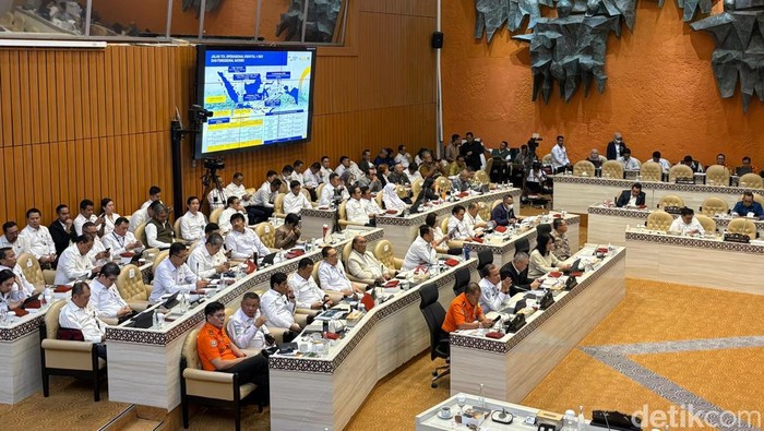 Dana Daerah Terbatas buat Tangani Bencana, DPR: Harus Ada Inisiatif Pusat