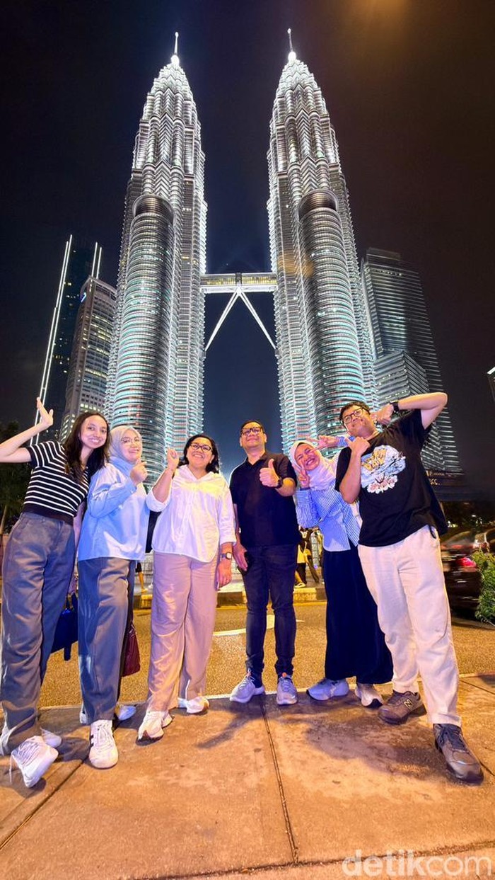 Menara Kembar Petronas,  Kuala Lumpur