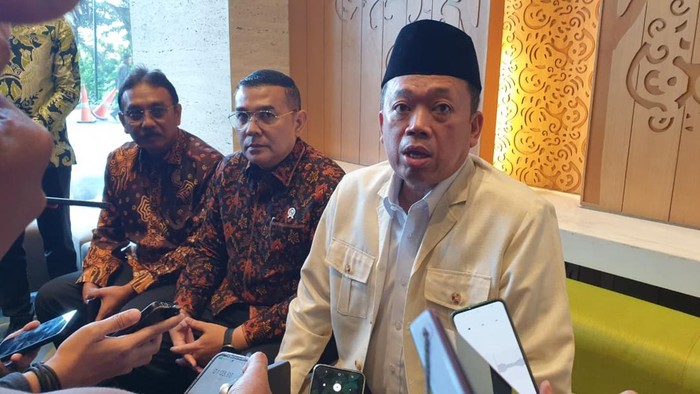 Nusron Bakal Cabut HGU demi Bikin Rumah Korban Banjir Sumatera