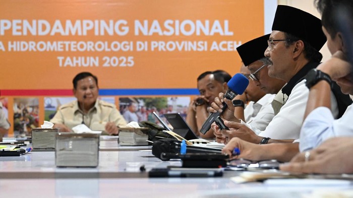 Rakor dengan Prabowo, Mensos Laporkan Upaya Penanganan Bencana Sumatera