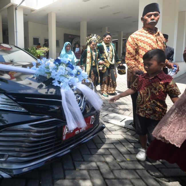 Mobil Pengantin Gratis Boyolali Diminati, Warga Bisa Pakai Mobil Dinas Bupati