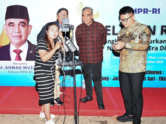 Muzani Ajak Seniman Gunakan Teknologi Digital untuk Kembangkan Seni Budaya