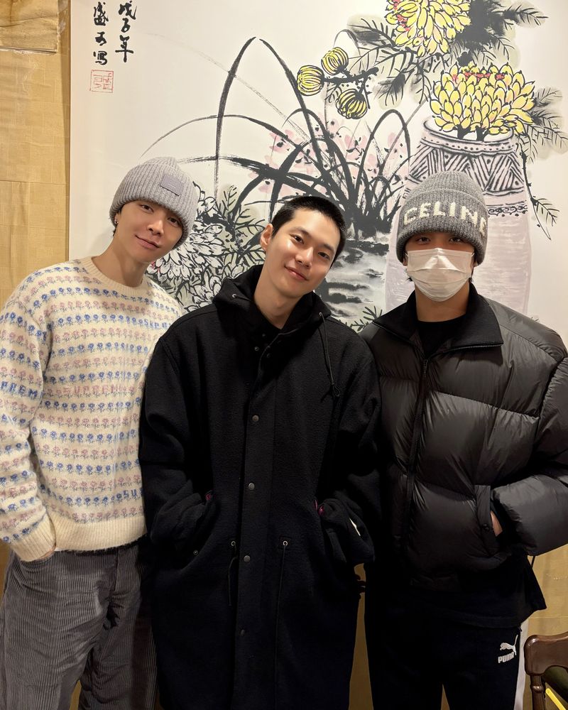 Doyoung dan Jungwoo NCT berangkat wamil.