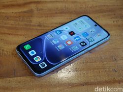 Unboxing Oppo A6x: HP Rp 1 Jutaan Punya Baterai Besar & Layar 120Hz