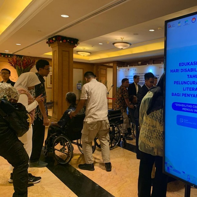 OJK Luncurkan Buku Pedoman Literasi Keuangan Penyandang Disabilitas