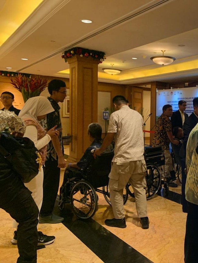 OJK Luncurkan Buku Pedoman Literasi Keuangan Penyandang Disabilitas