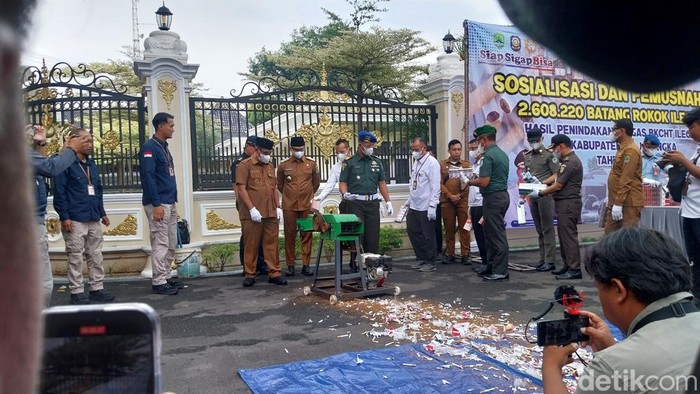 Biang Kerok Meningkatnya Peredaran Rokok Ilegal di Ciayumajakuning