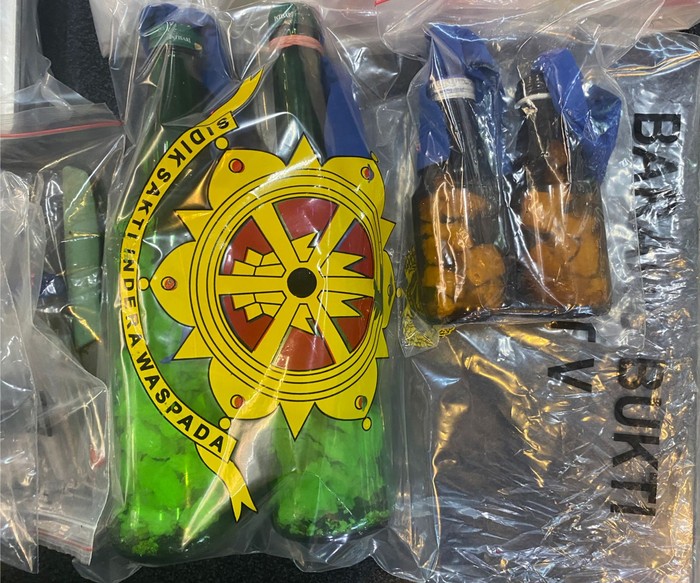 Penampakan Molotov Disita Polda Metro dari Penghasut Rencanakan Aksi Rusuh