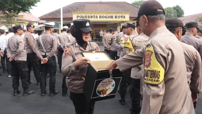 Polresta Bogor Galang Donasi Bantu Korban Bencana di Aceh-Sumut-Sumbar