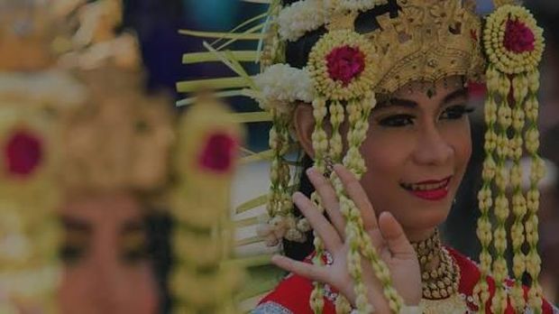 Tampilan hiasan kepala penari Baksa Kembang. (Disbudporapar Kota Banjarmasin)