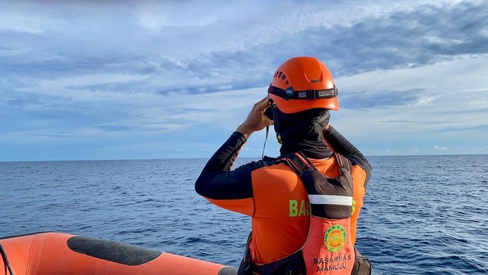 Penumpang KM Bukit Siguntang Hilang 3 Hari Usai Terjatuh di Perairan Majene
