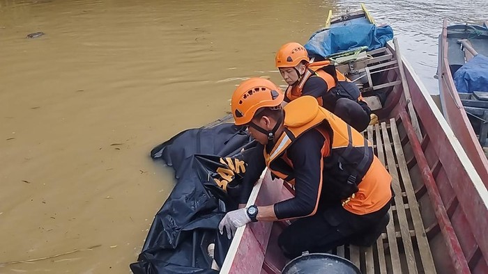 Dua Korban Mobil Masuk Jurang di Jambi Ditemukan Tewas