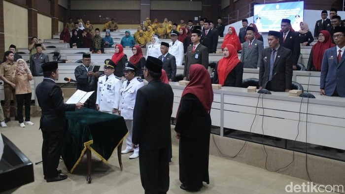 Walkot Parepare Lantik 54 Pejabat Eselon III-IV Hasil Mutasi, Ini Daftarnya