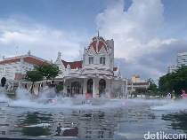 10 Pusat Oleh-oleh Surabaya yang Wajib Dikunjungi