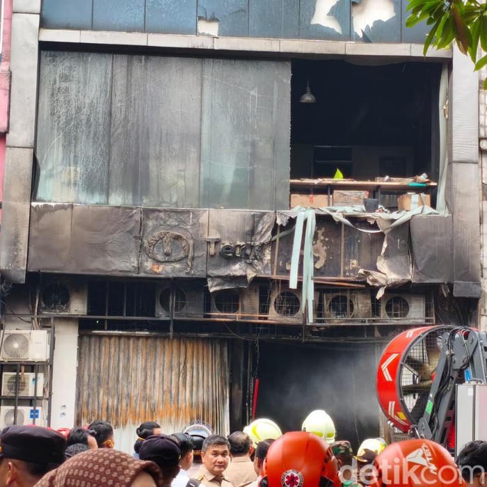 20 Orang Tewas dalam Kebakaran Gedung di Jakarta Pusat