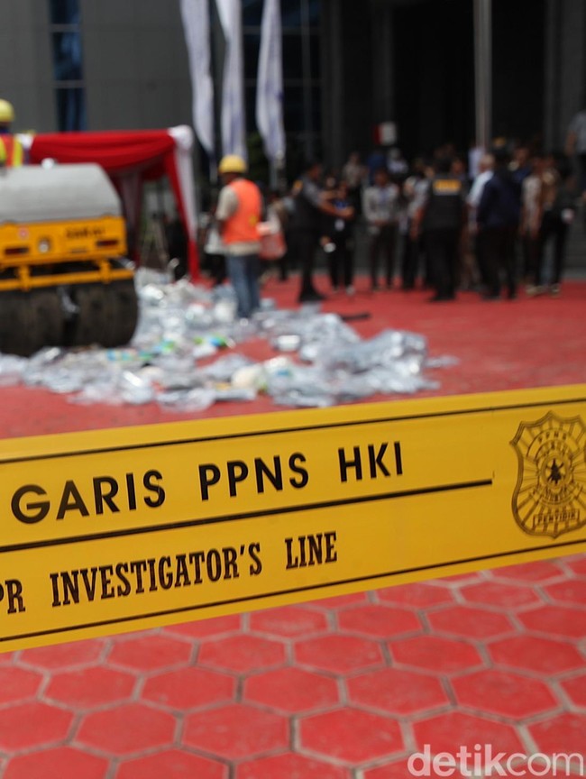 Tumpas Barang Palsu! Kemenkum Musnahkan Ribuan Produk Senilai Rp 3 Miliar