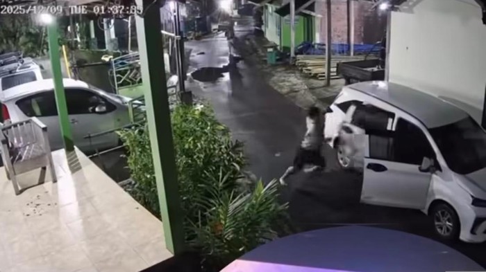 Viral Duo Maling Bermobil Nyolong Genset di Gunungpati Semarang